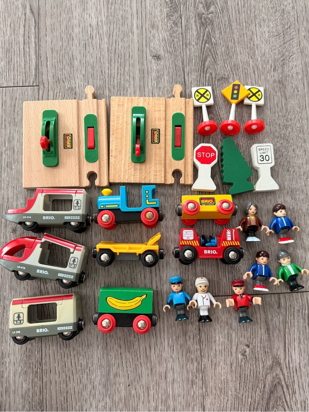 BRIO Vehicle Locomotive Train Toy and figures